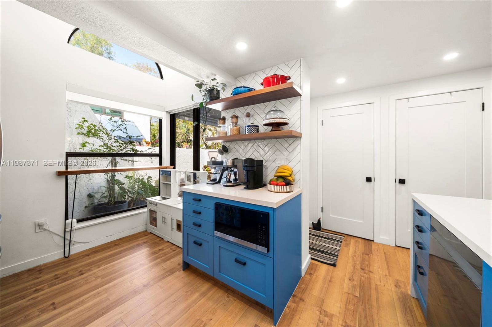 MAISON GROVE CONDO - Residential