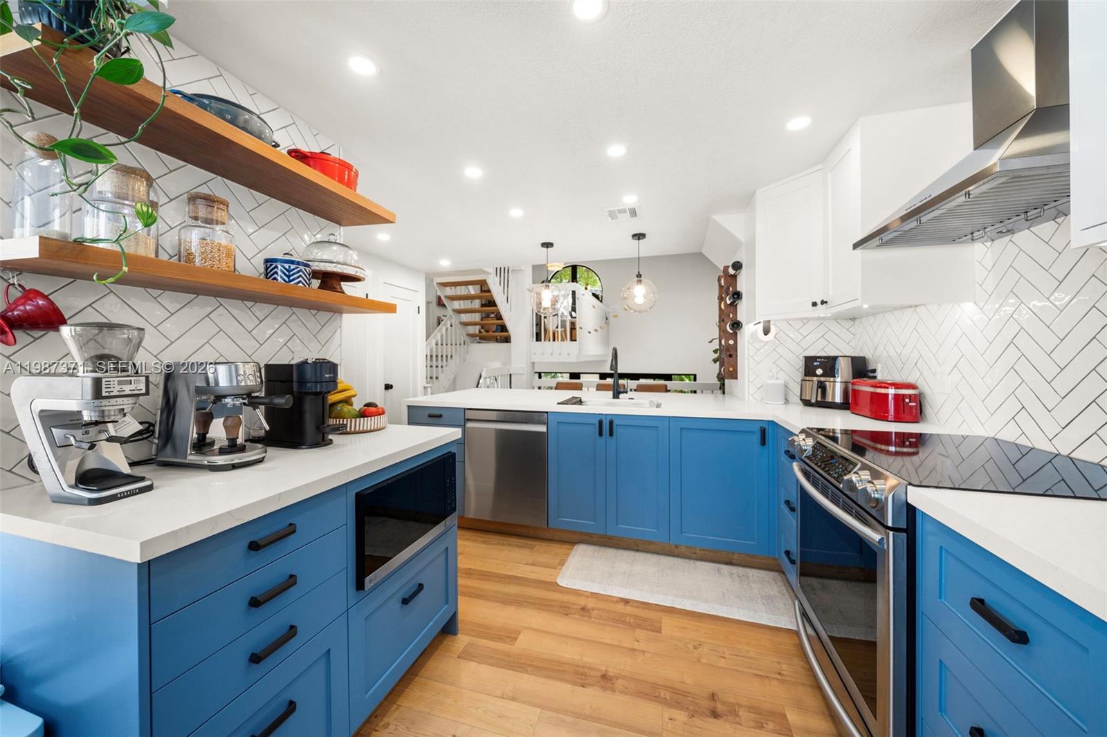 MAISON GROVE CONDO - Residential