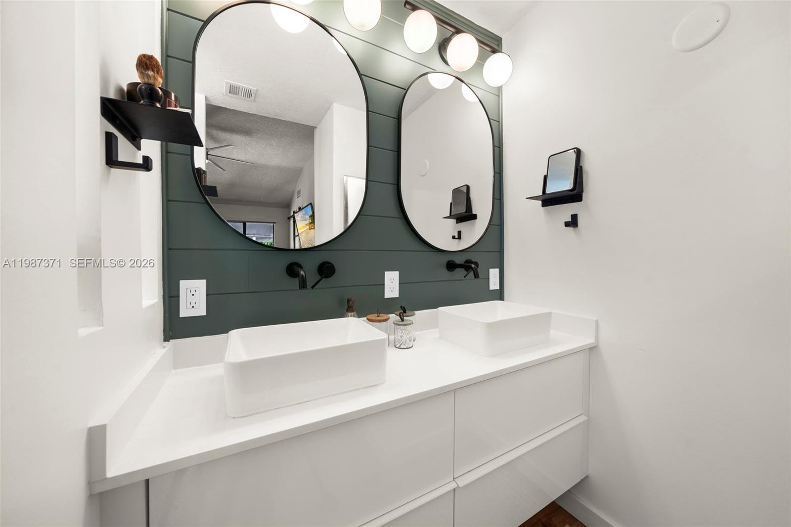 MAISON GROVE CONDO - Residential