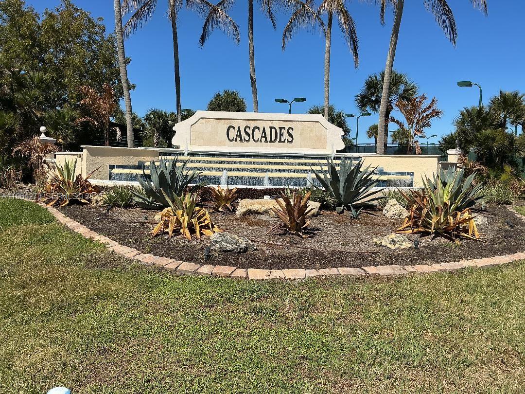 CASCADES AT ST LUCIE WEST - Residential