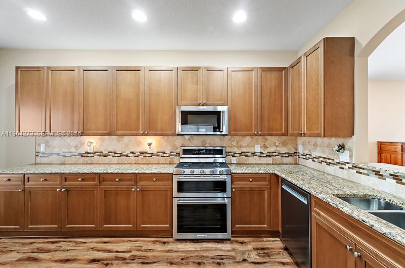 CASCADES AT ST LUCIE WEST - Residential