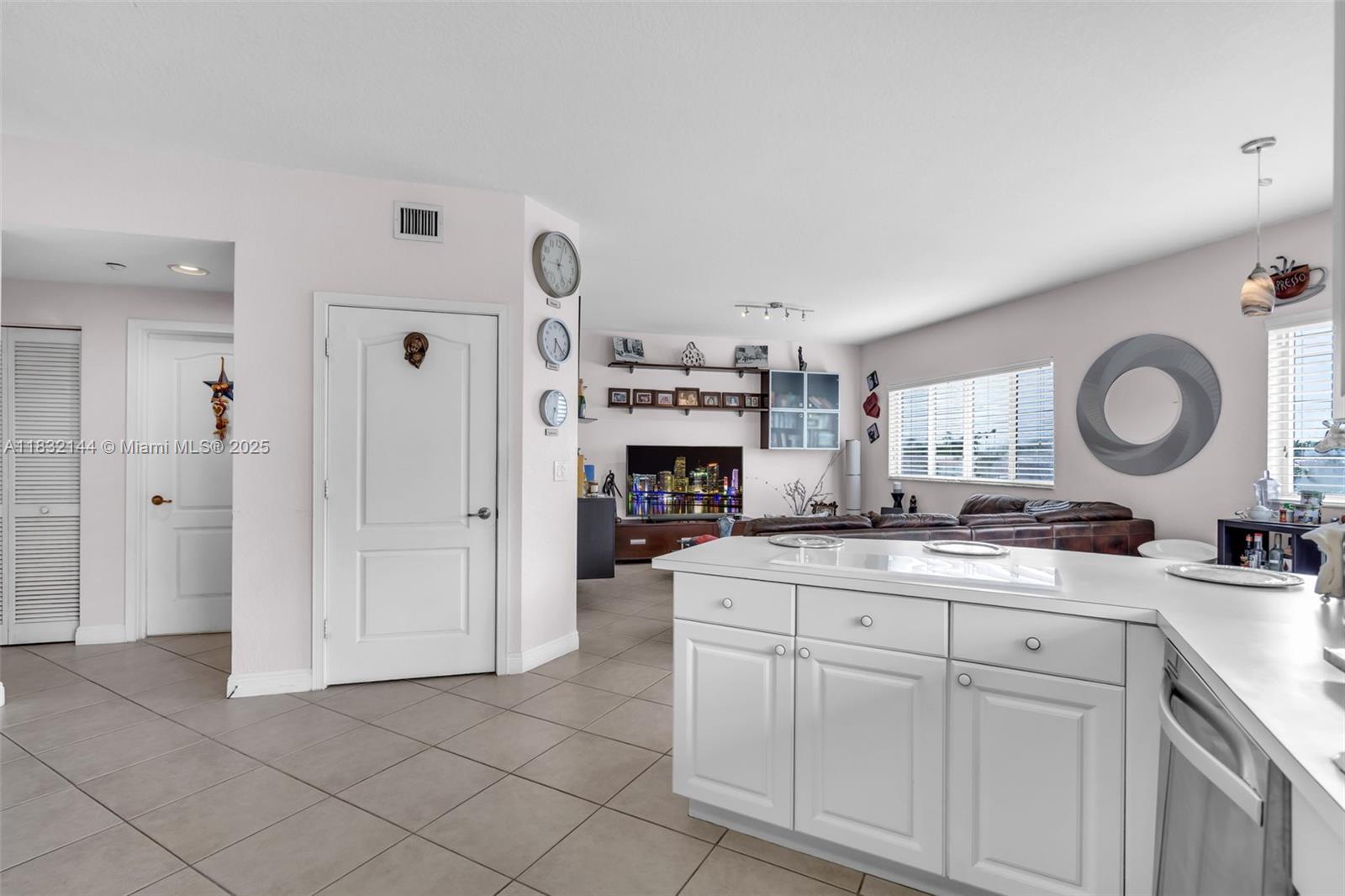 10700 NW 66th St 308