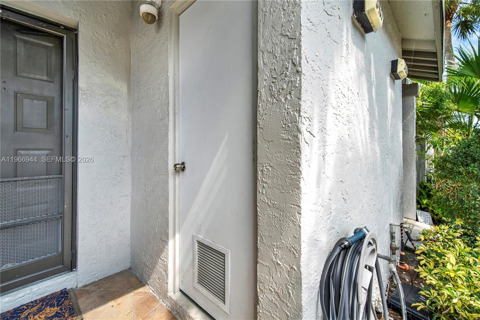 GOLDEN RAINTREE IV-B COND - Residential