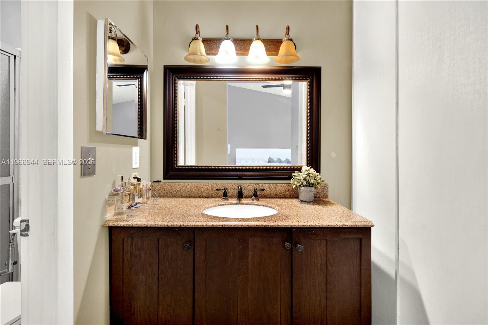 GOLDEN RAINTREE IV-B COND - Residential