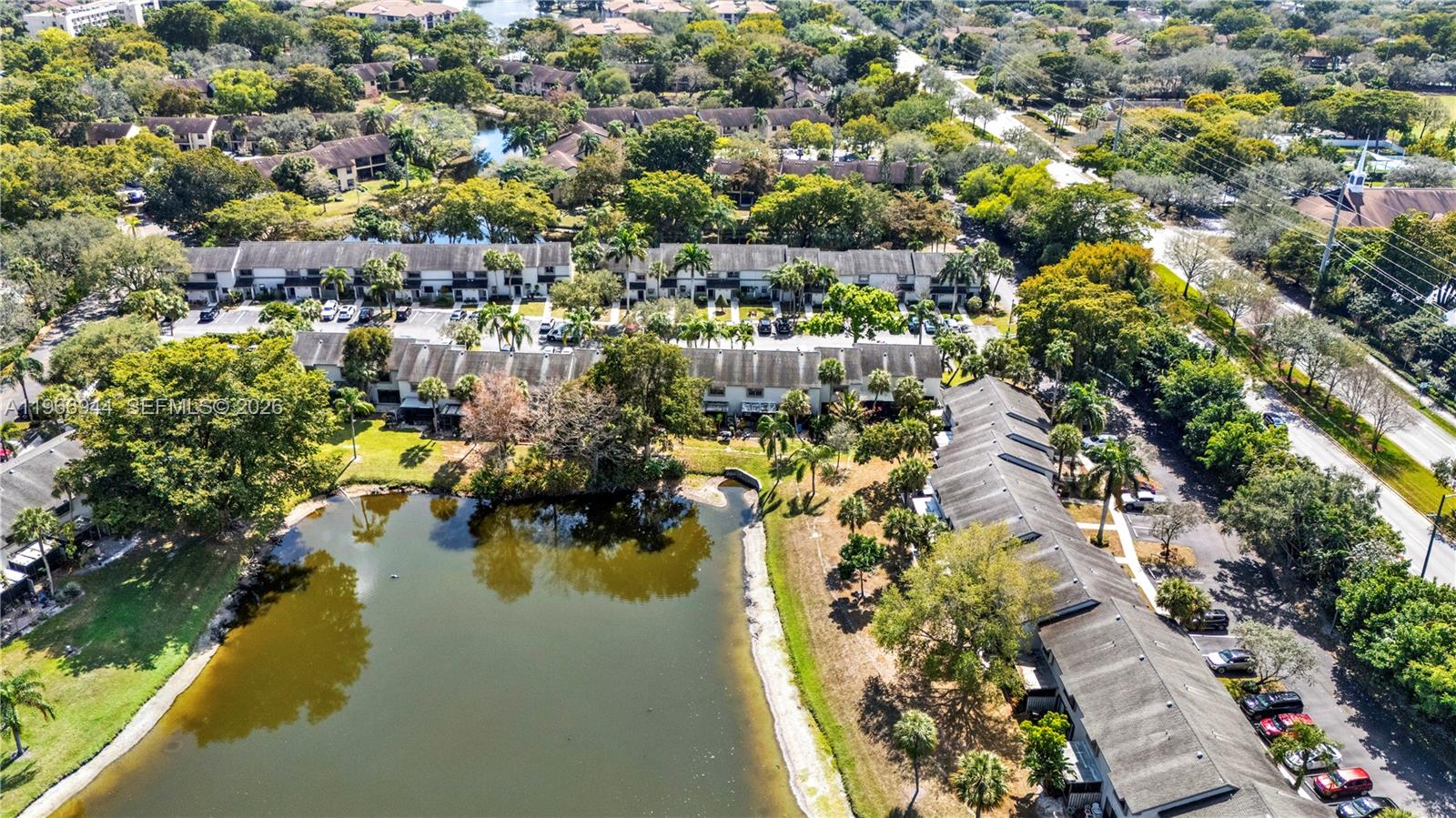 GOLDEN RAINTREE IV-B COND - Residential