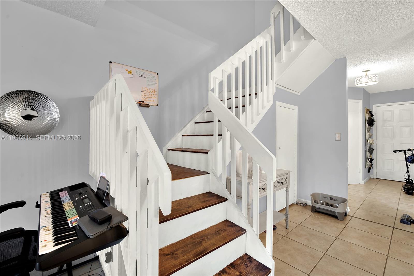 GOLDEN RAINTREE IV-B COND - Residential