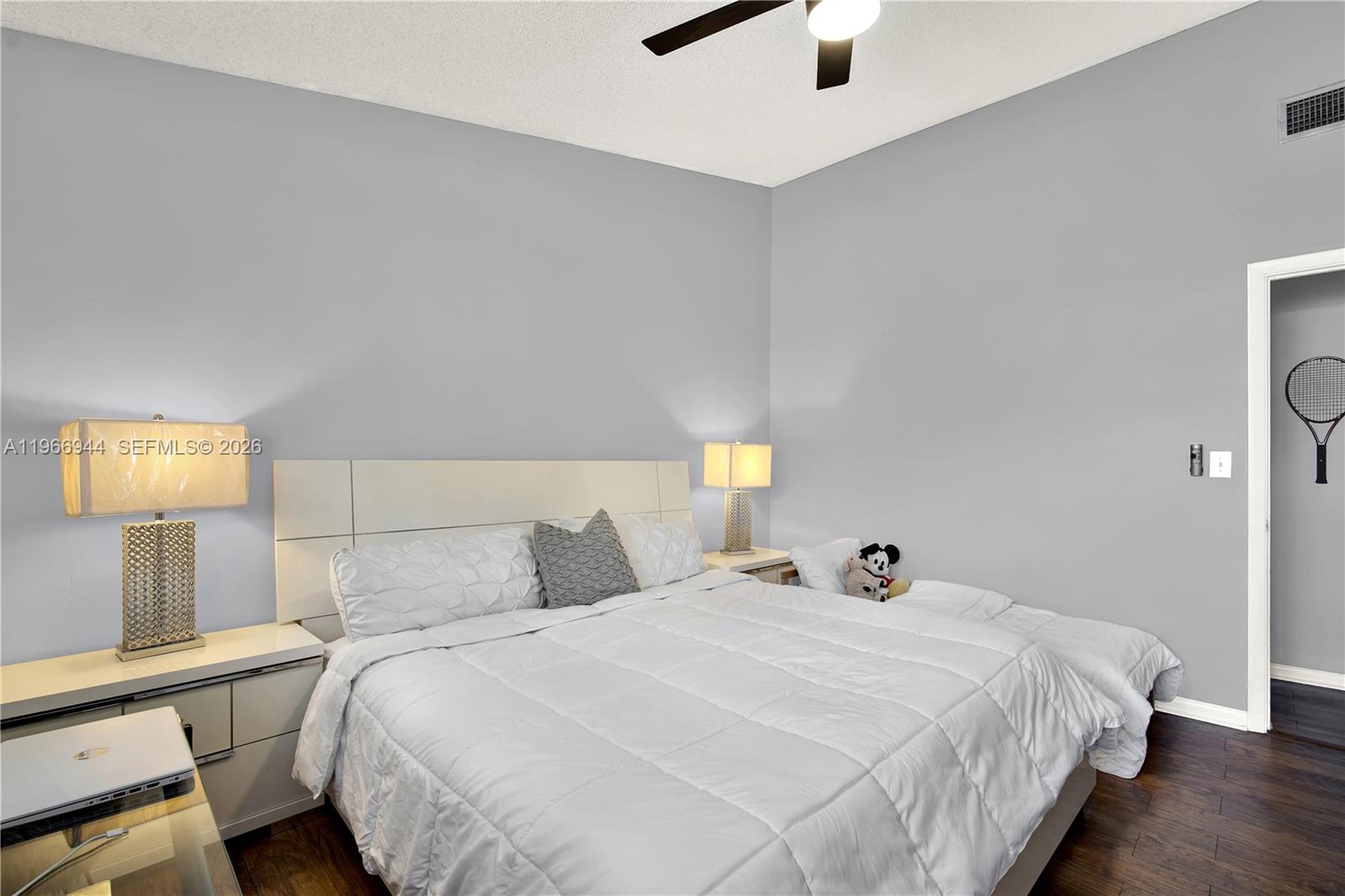 GOLDEN RAINTREE IV-B COND - Residential