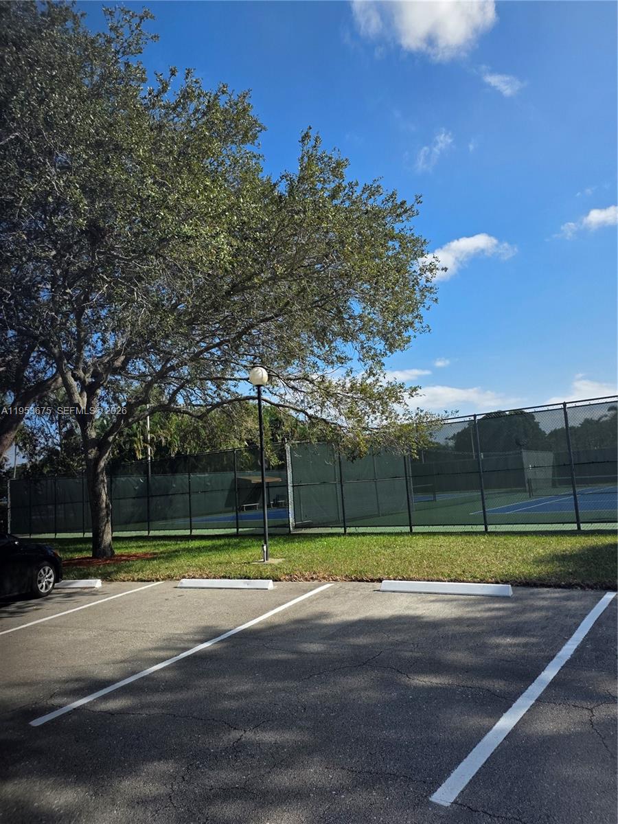 VICTORIA VILLAGE K CONDO - Residential