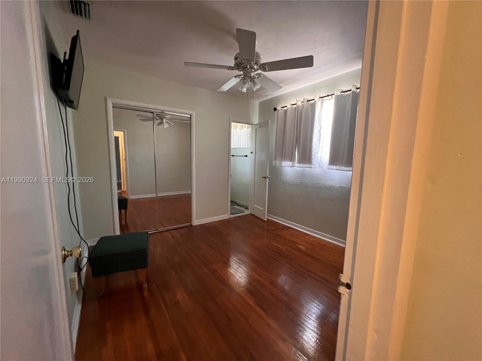 PALM ESTATES - Residential