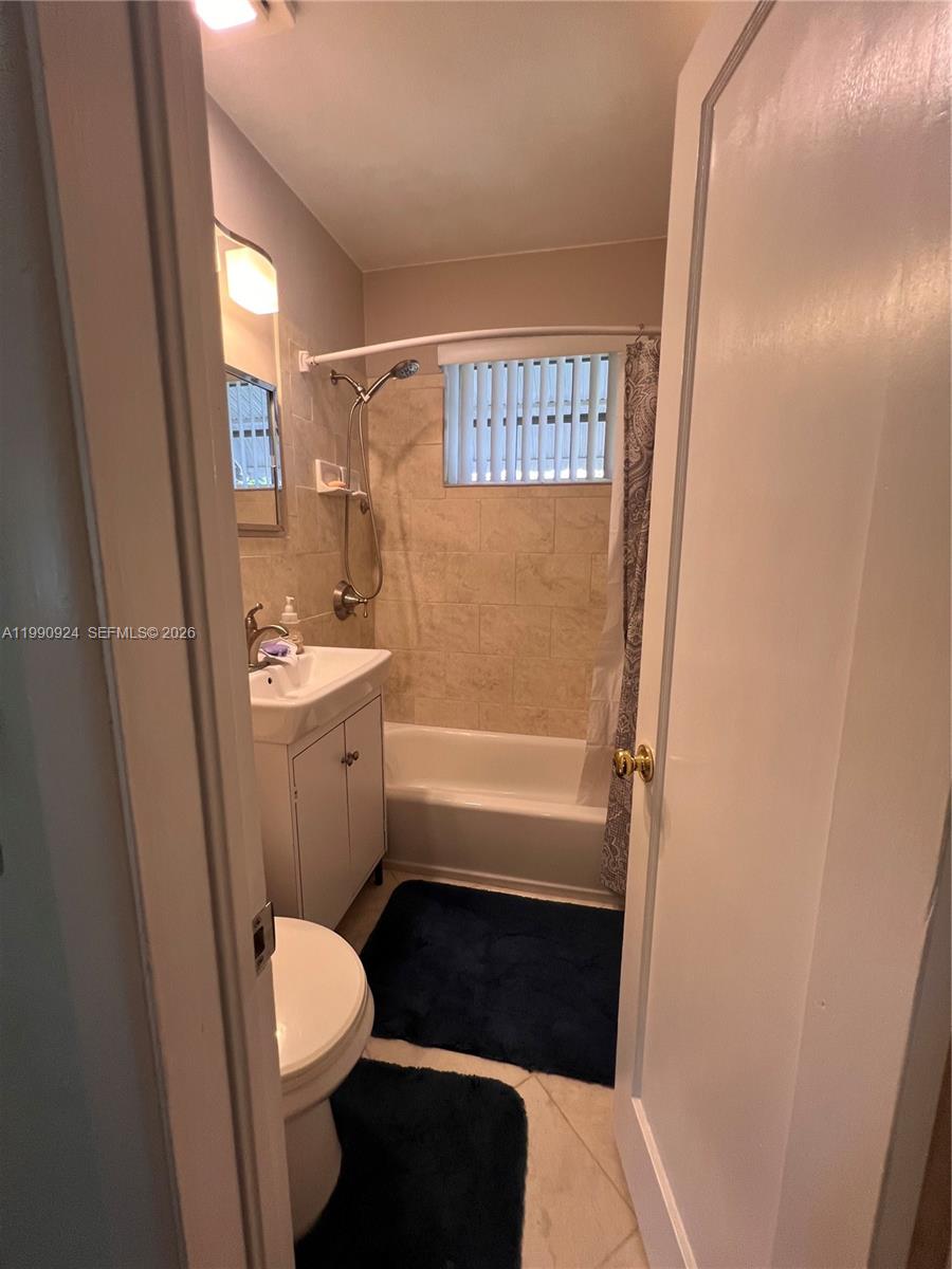 PALM ESTATES - Residential