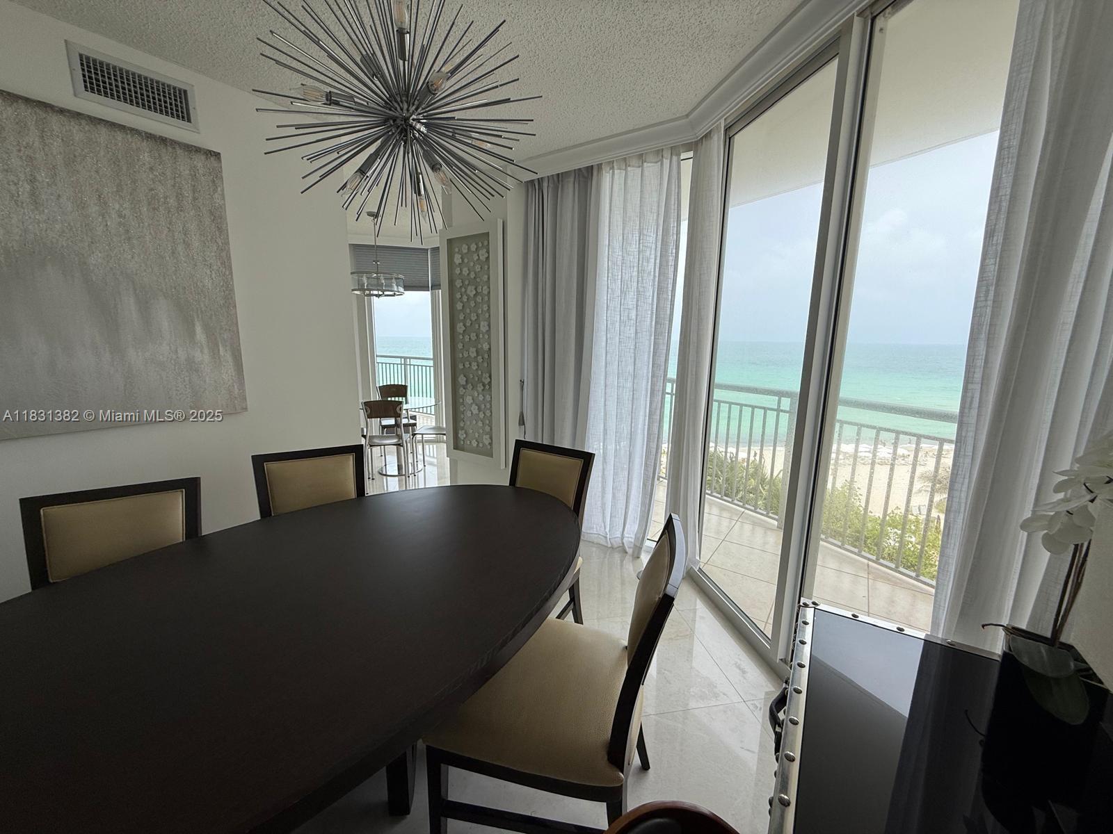 17375 Collins Ave 702