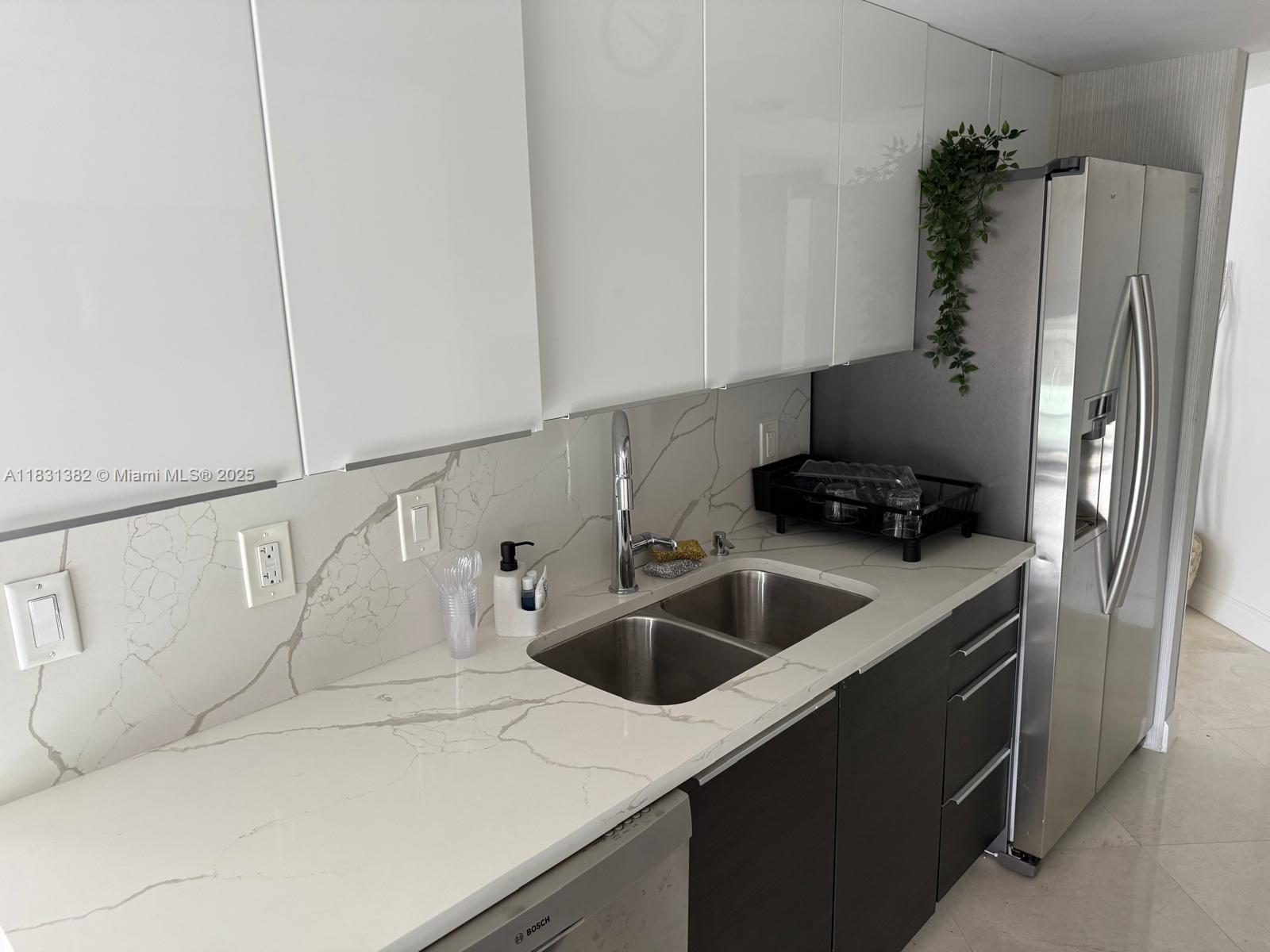 OCEAN POINT BEACH CLUB CO - Residential Lease