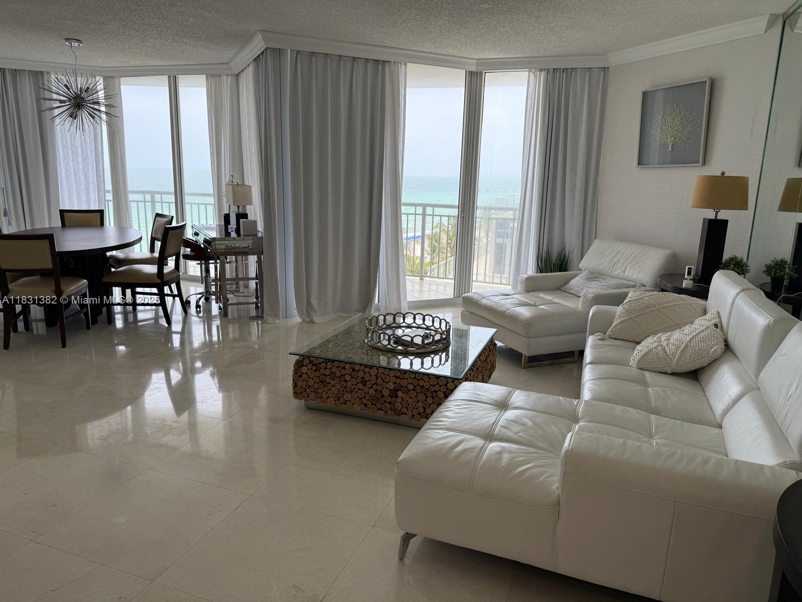 17375 Collins Ave 702