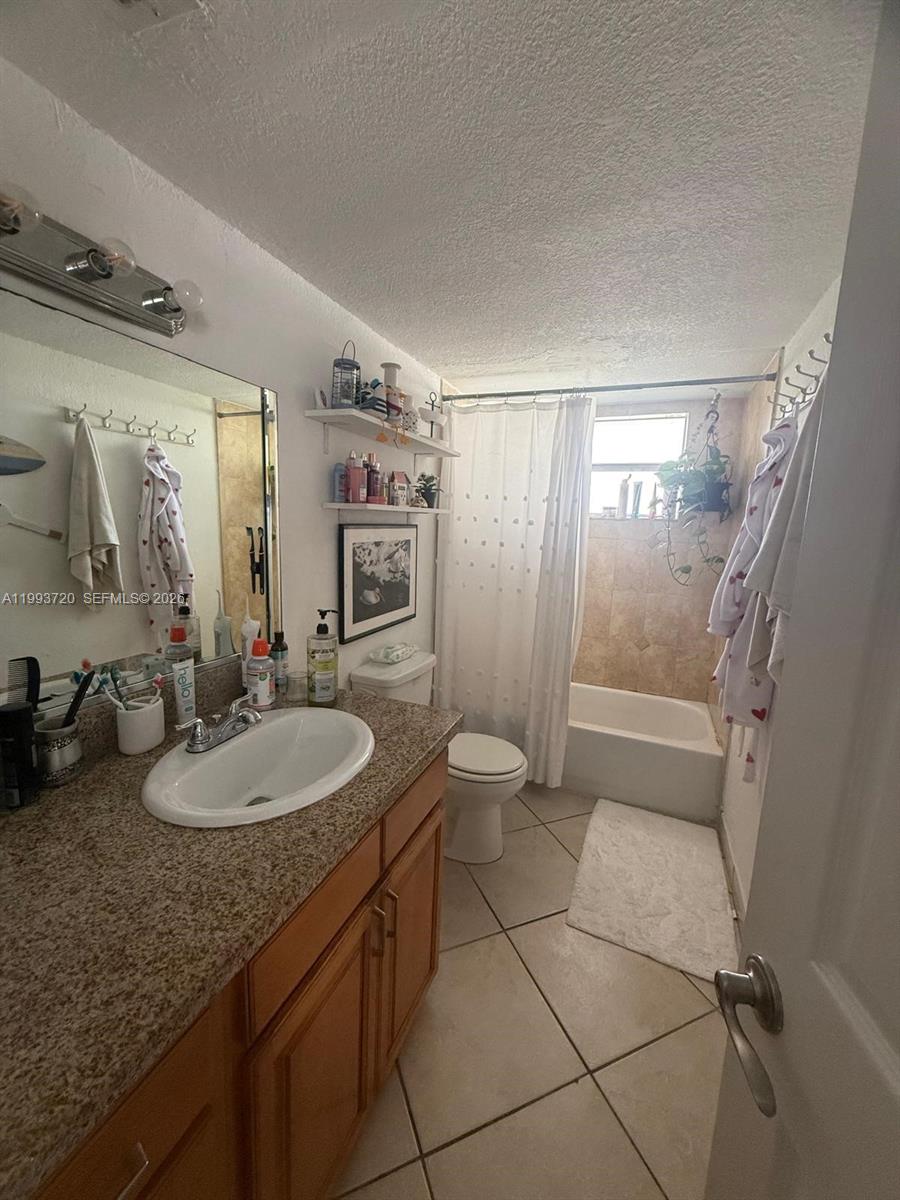 GALLOWOOD CONDO - Residential