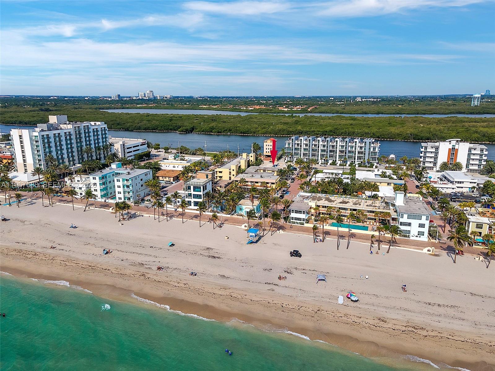 BEACH TERRACE RESORT COND - Residential