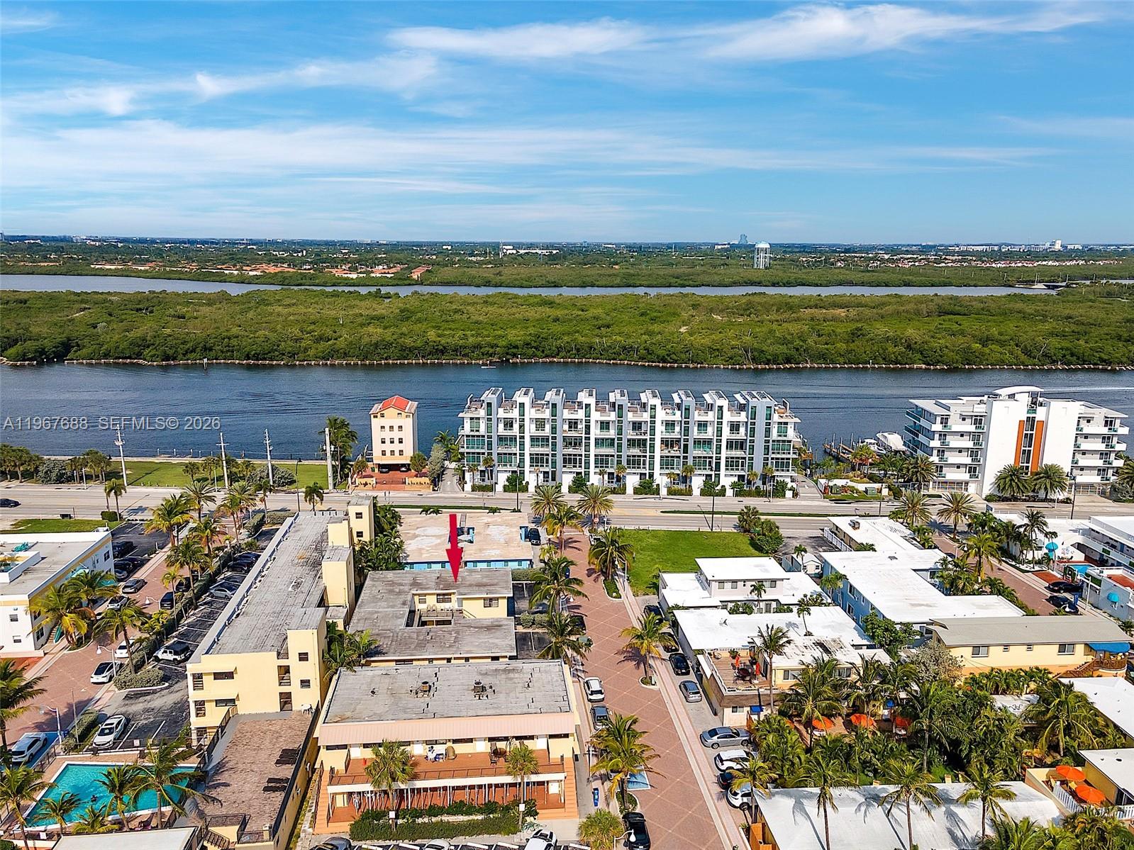 BEACH TERRACE RESORT COND - Residential