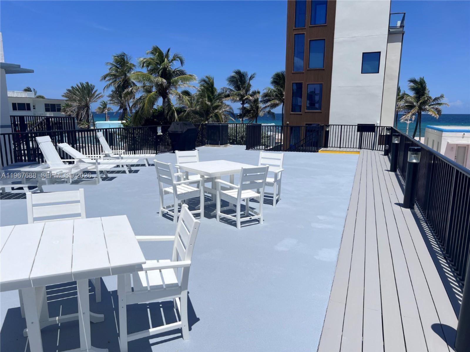 BEACH TERRACE RESORT COND - Residential