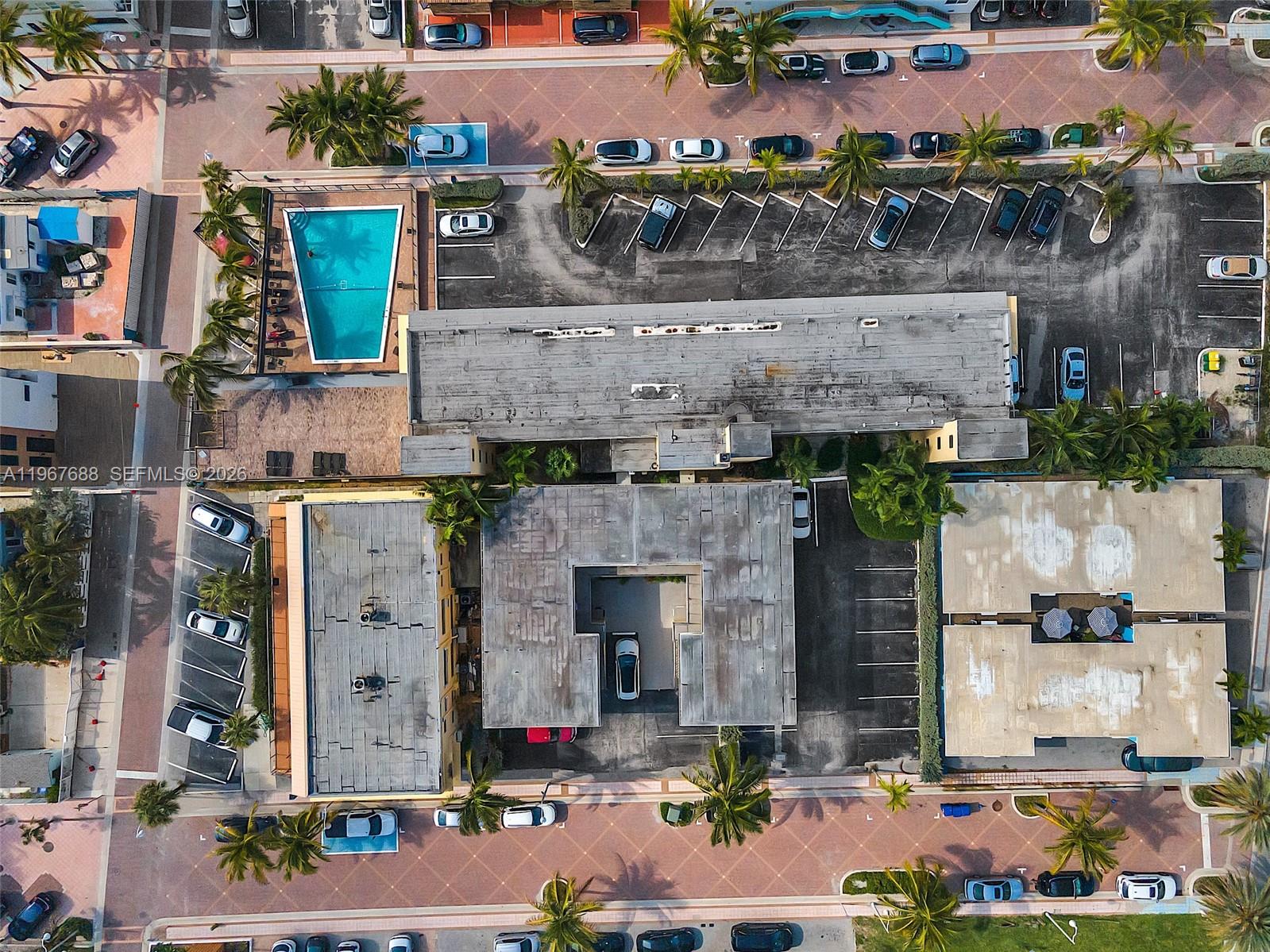 BEACH TERRACE RESORT COND - Residential