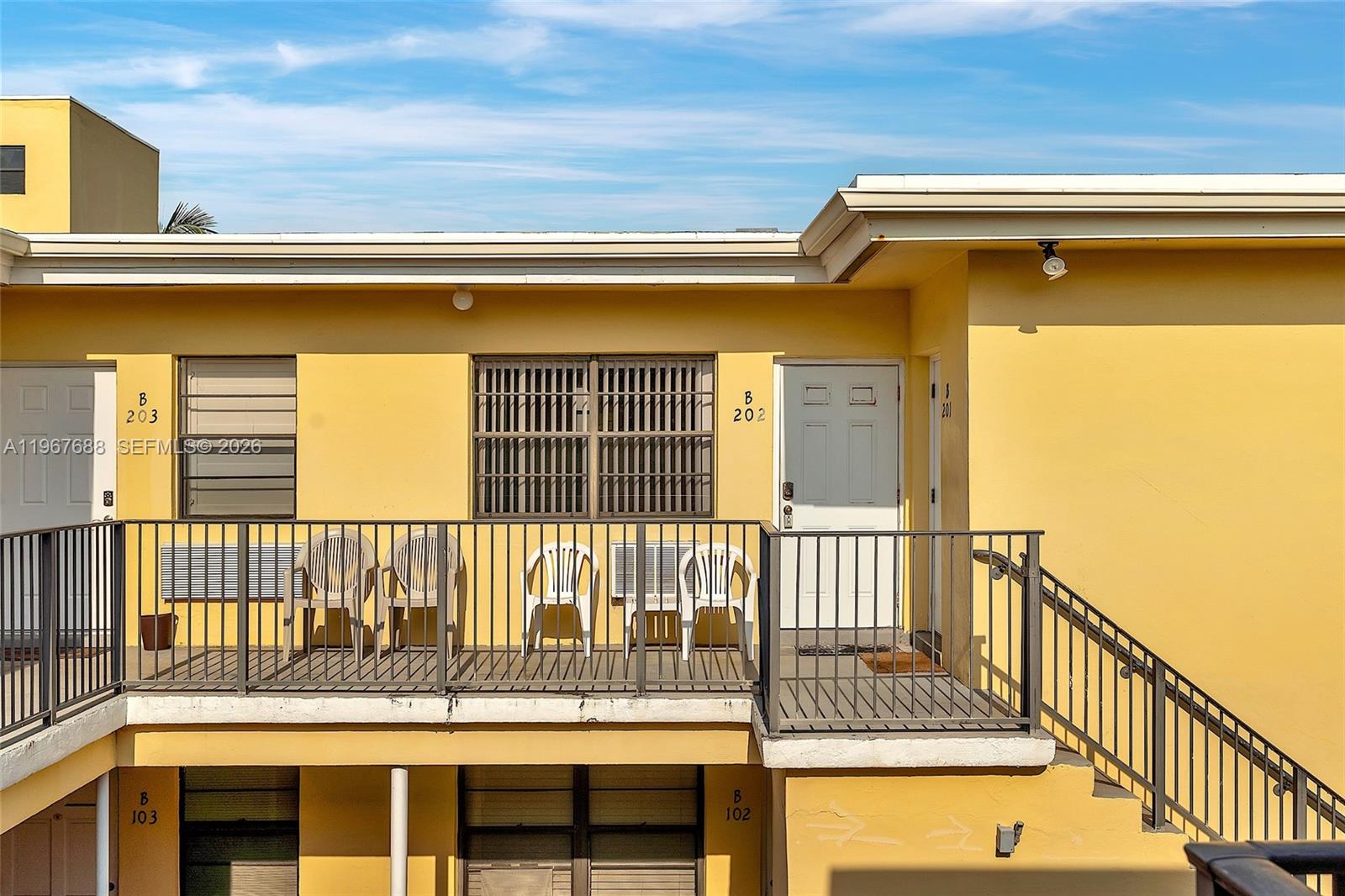 BEACH TERRACE RESORT COND - Residential