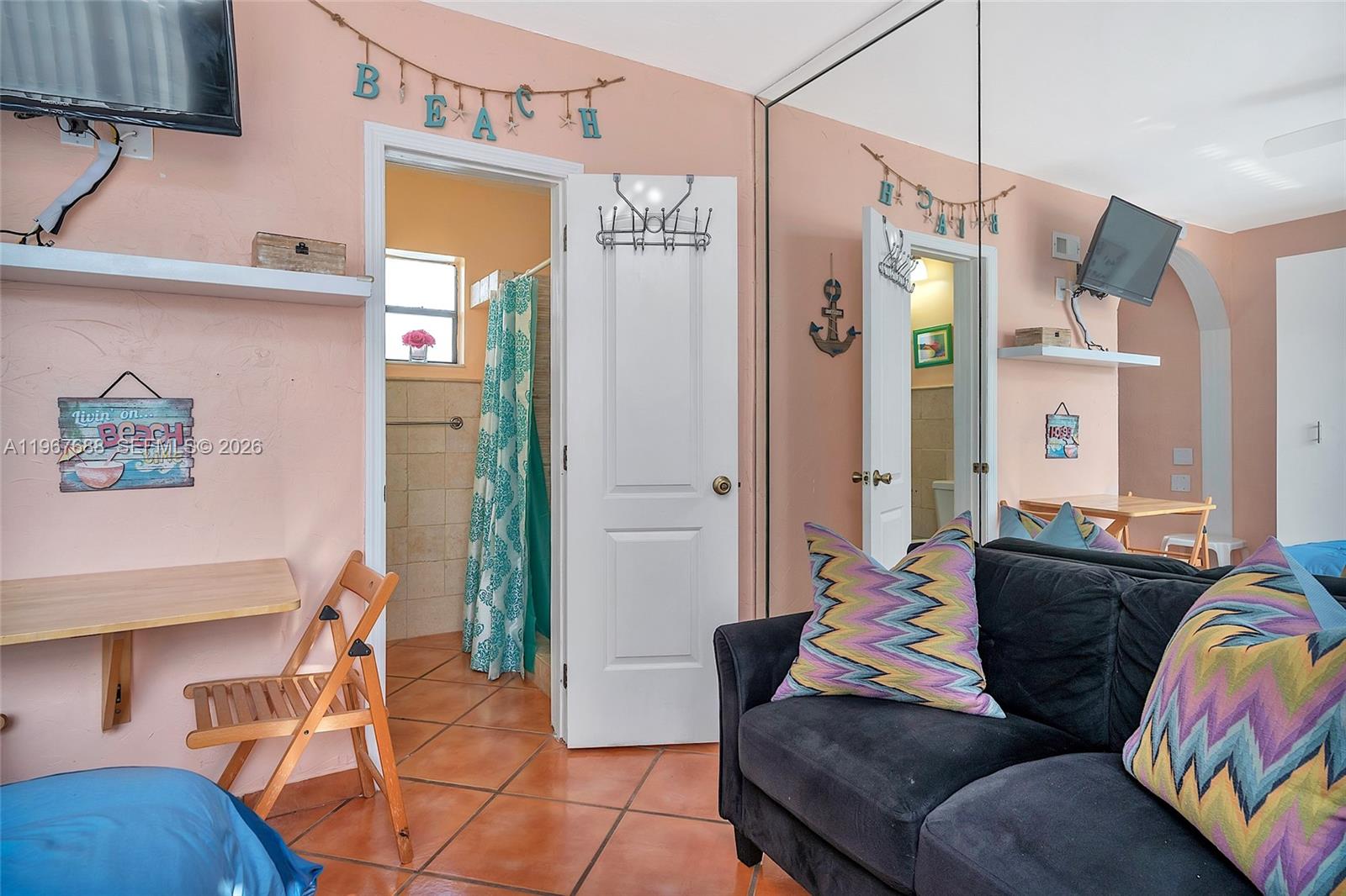 BEACH TERRACE RESORT COND - Residential