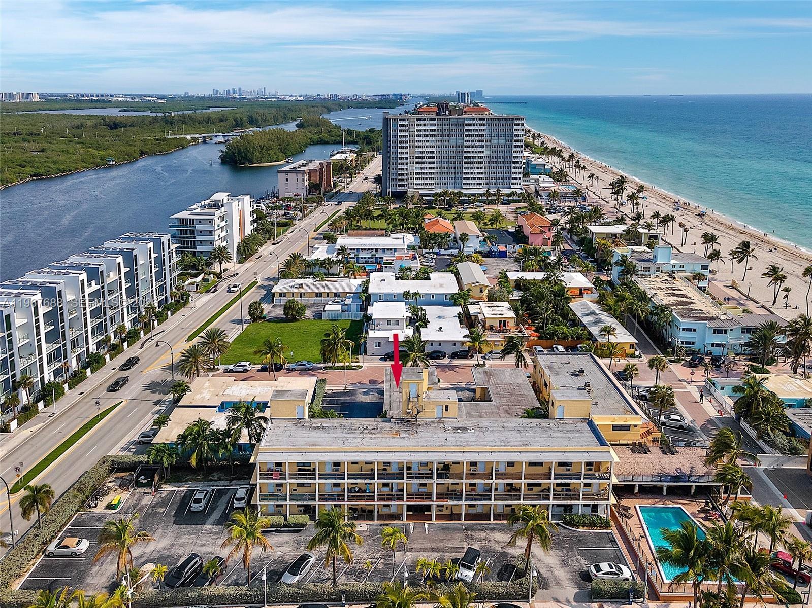 BEACH TERRACE RESORT COND - Residential