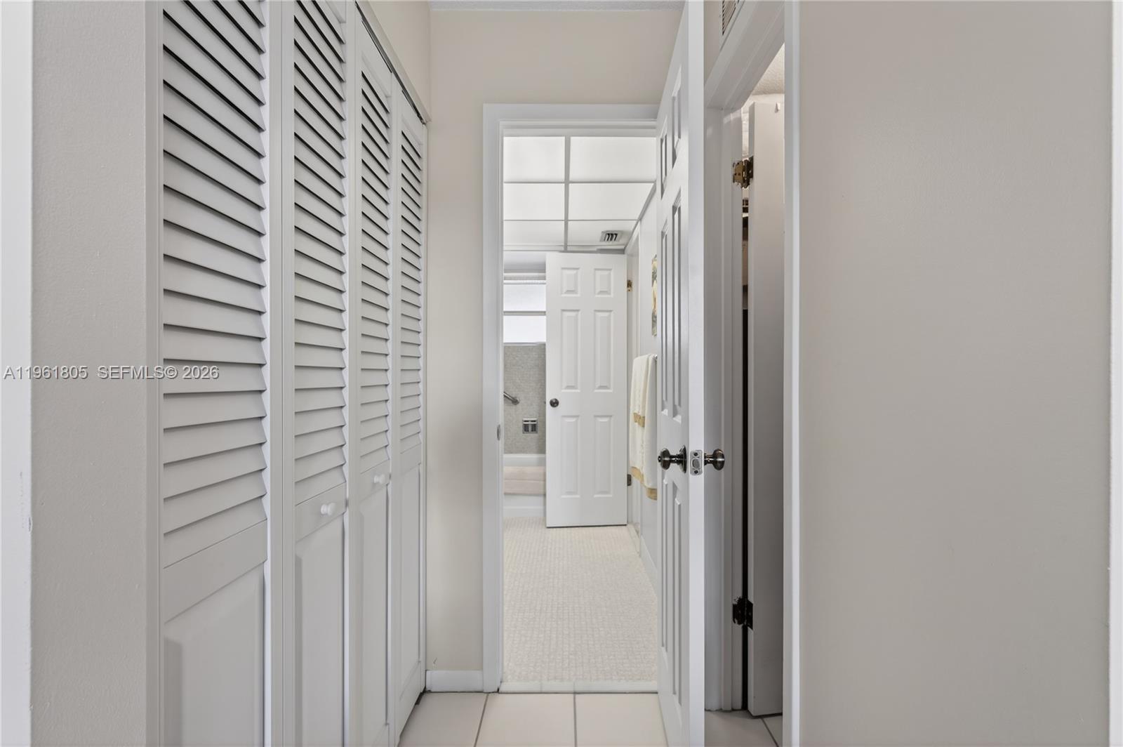 LAUDERDALE OAKS CONDO 4 - Residential