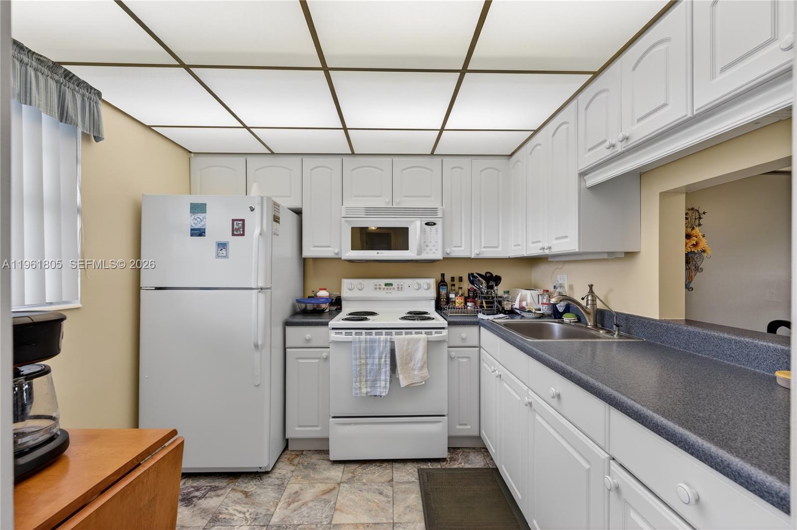 LAUDERDALE OAKS CONDO 4 - Residential