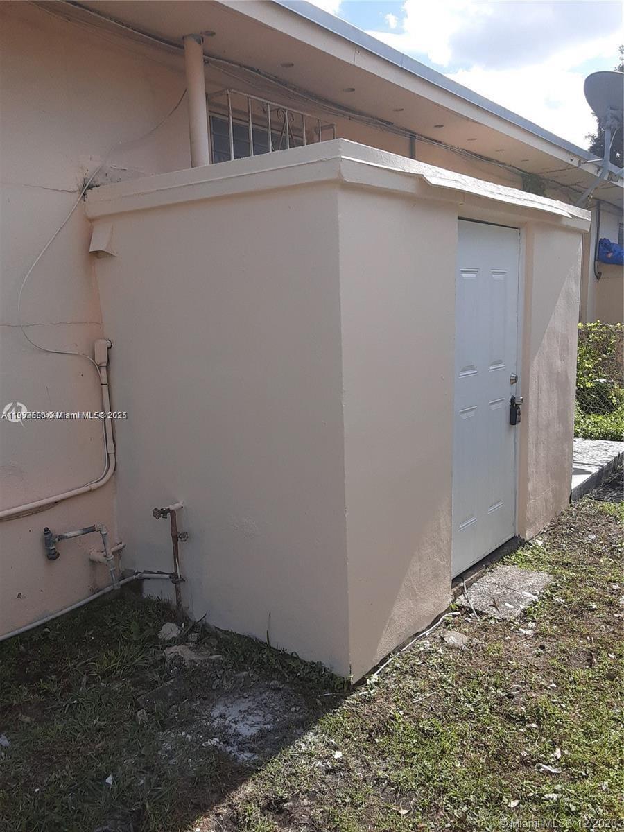 RO-LEN ACRES - Residential Income