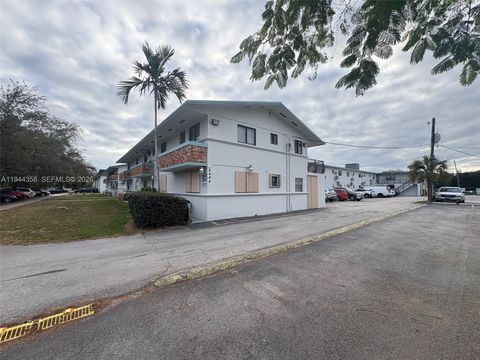 4444 SW 67th Ave 6 Miami FL 33155