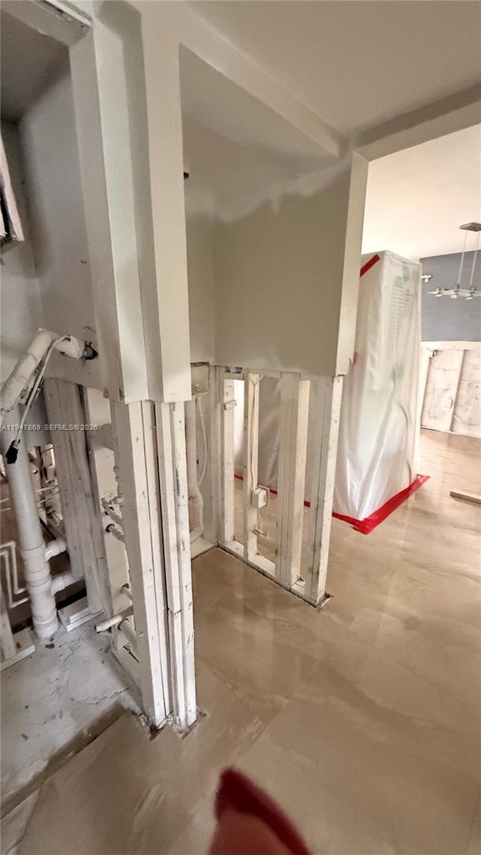 CHATEAU DE VILLE CONDO - Residential