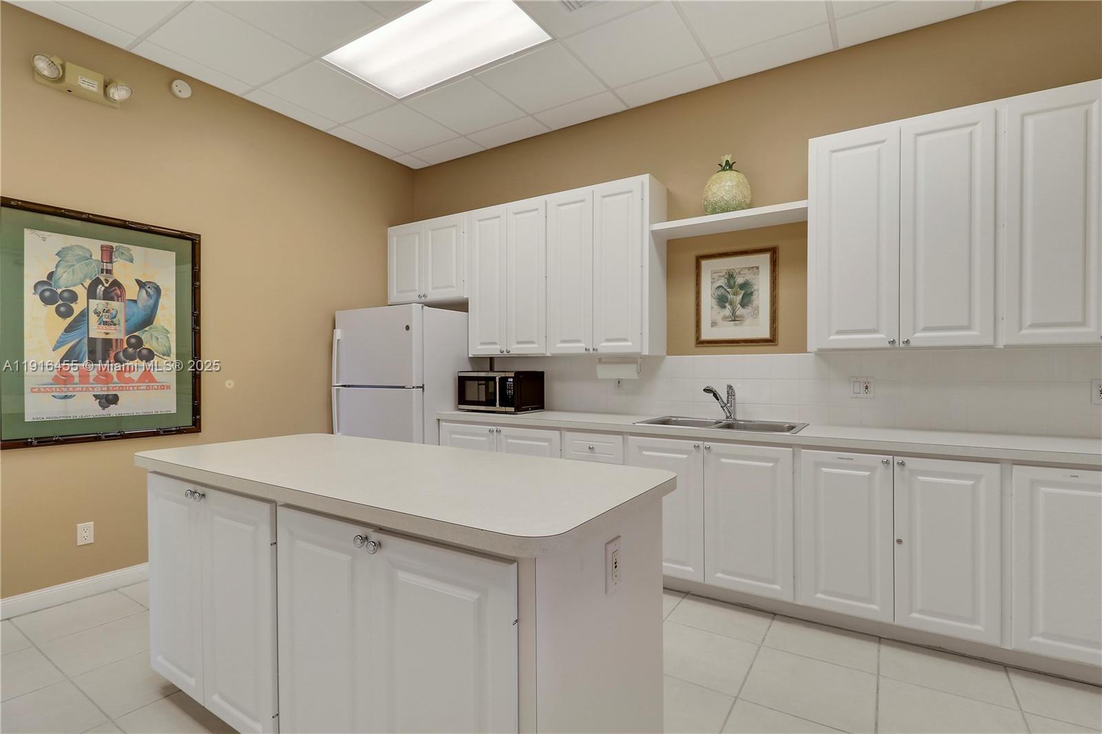 ISLES AT PALM BEACH GARDEN - Residential