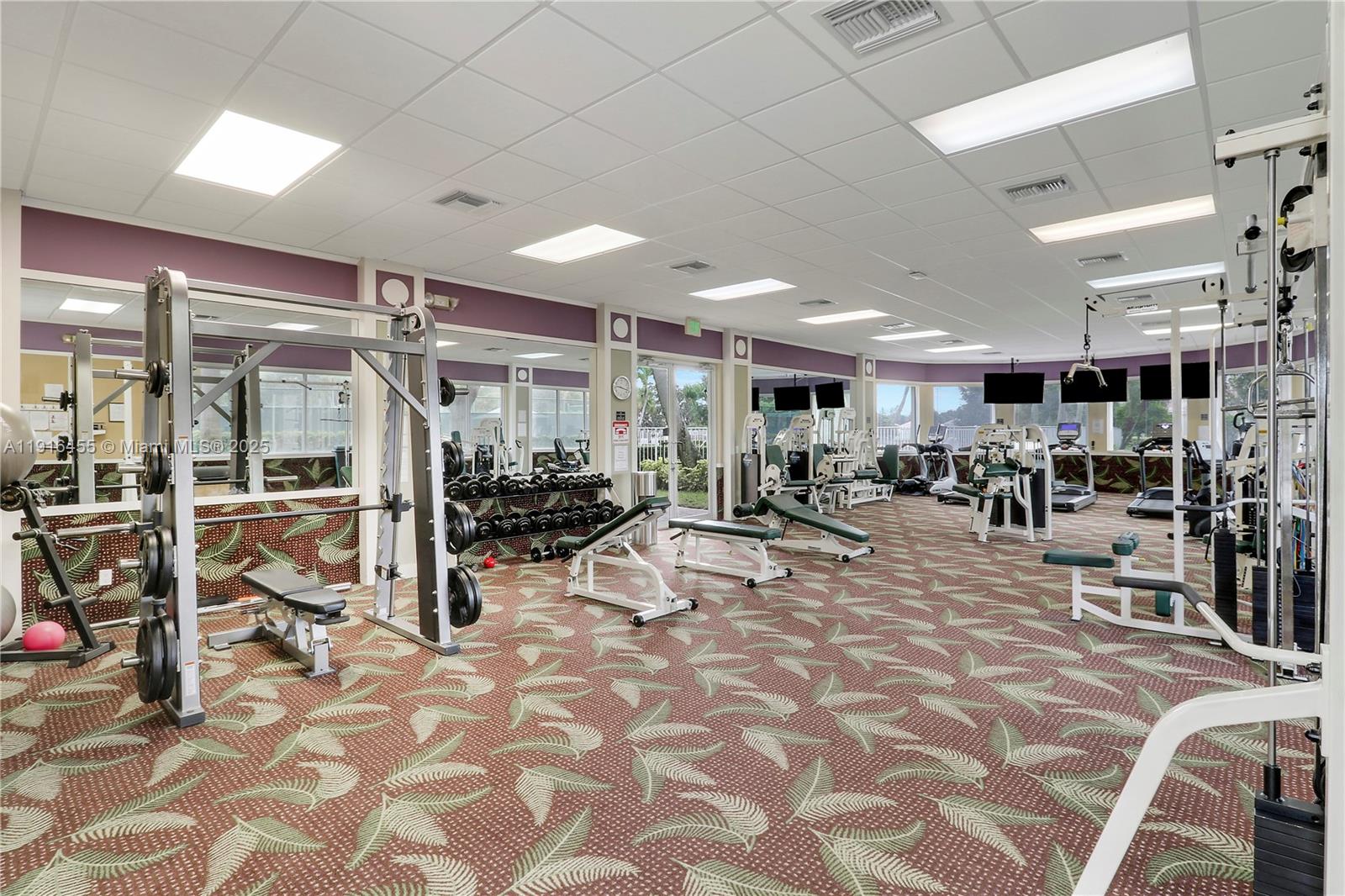 ISLES AT PALM BEACH GARDEN - Residential