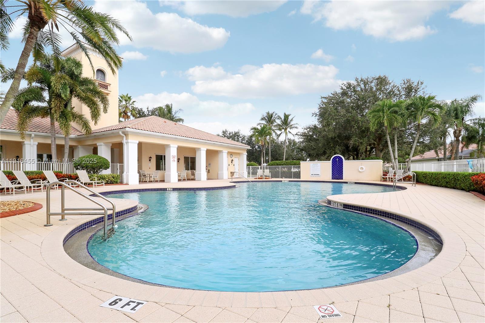 ISLES AT PALM BEACH GARDEN - Residential