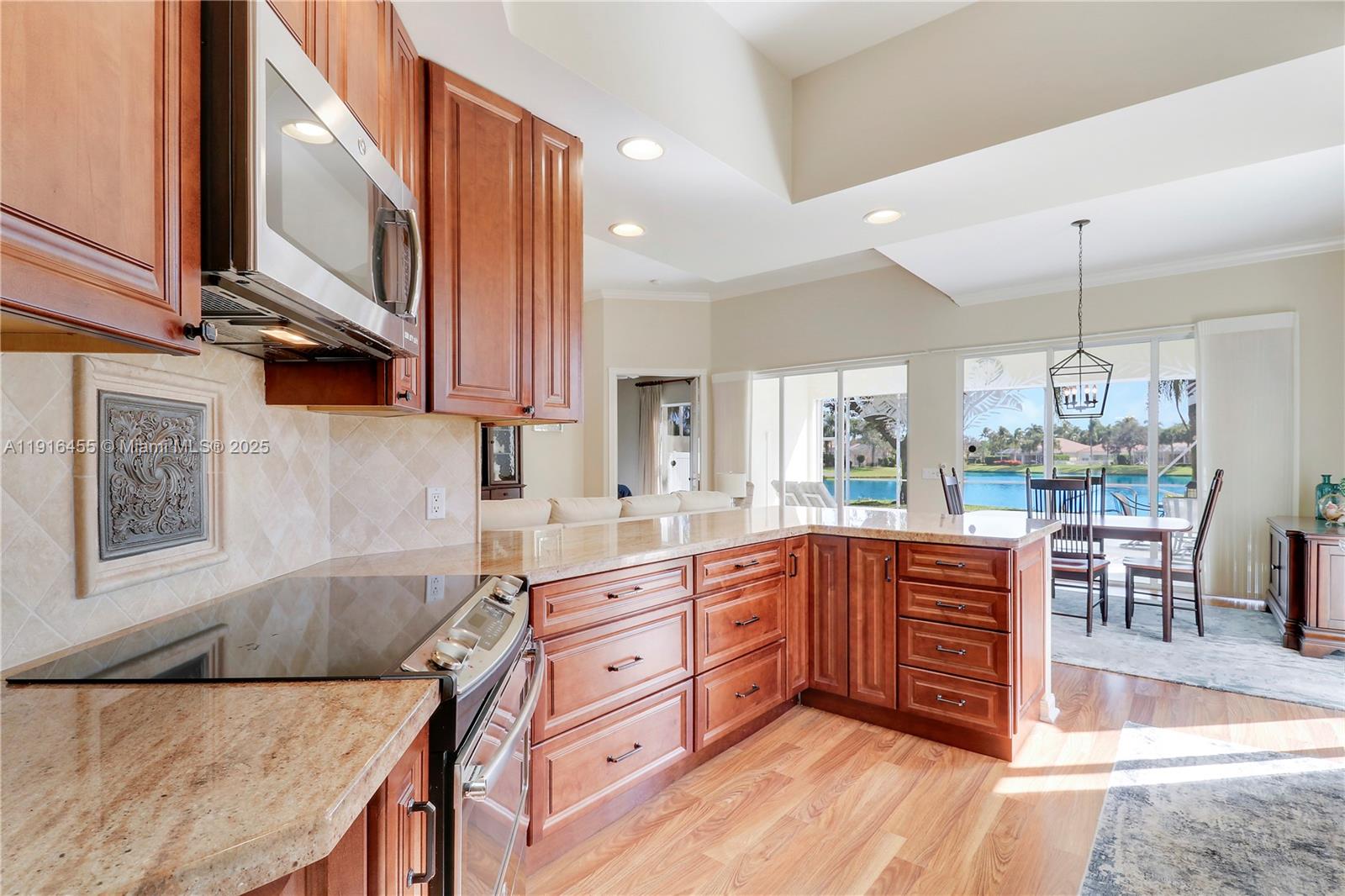 ISLES AT PALM BEACH GARDEN - Residential