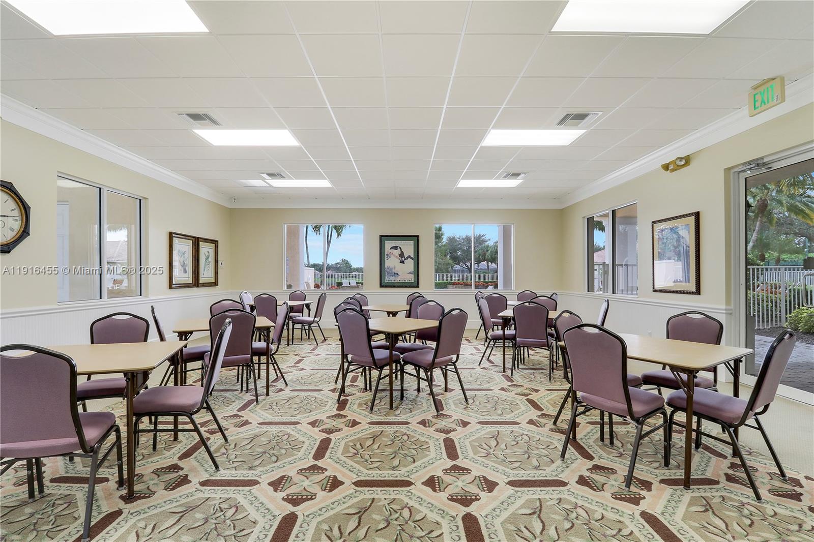 ISLES AT PALM BEACH GARDEN - Residential