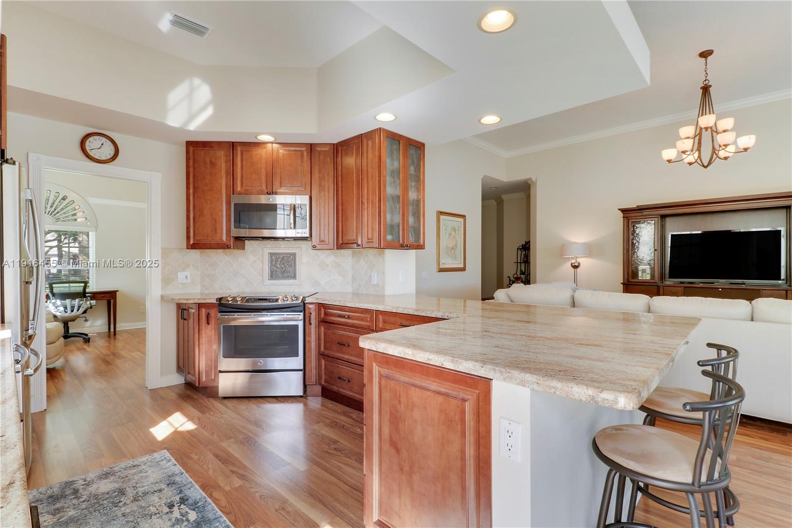 ISLES AT PALM BEACH GARDEN - Residential