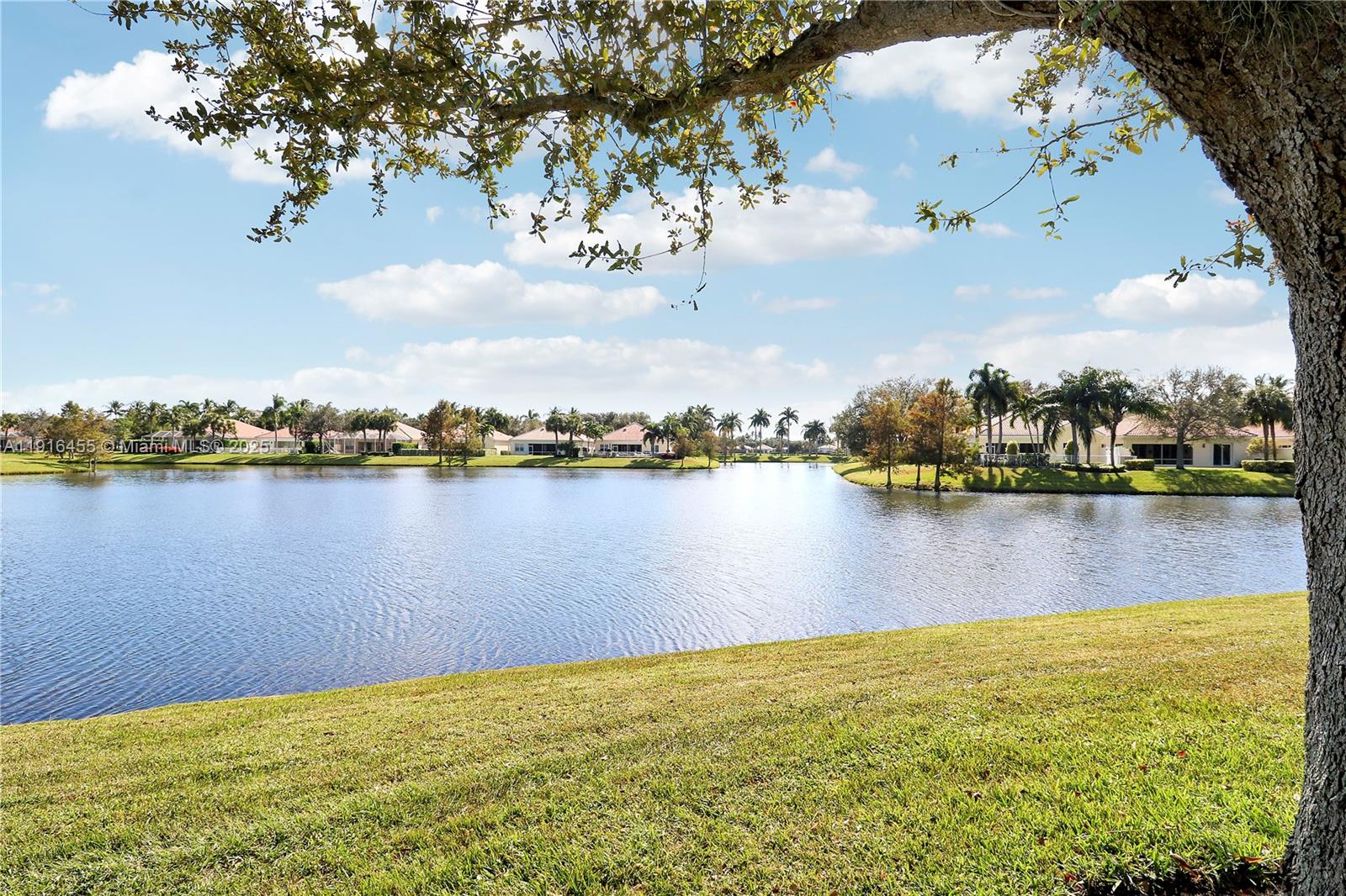 ISLES AT PALM BEACH GARDEN - Residential