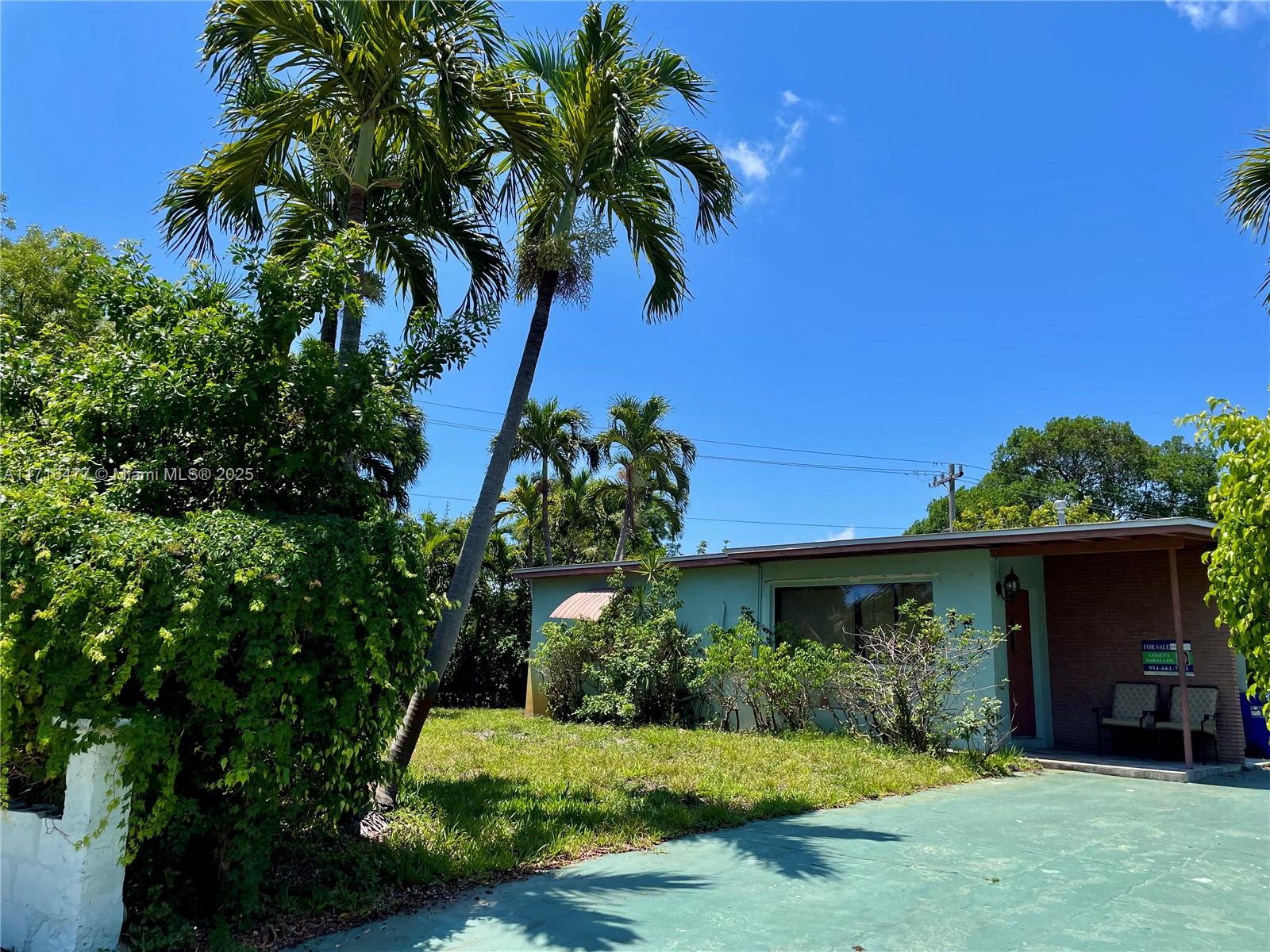 Property for Sale at 1560 Ne 42 St, Pompano Beach, Broward County, Florida - Bedrooms: 3 
Bathrooms: 2  - $350,000