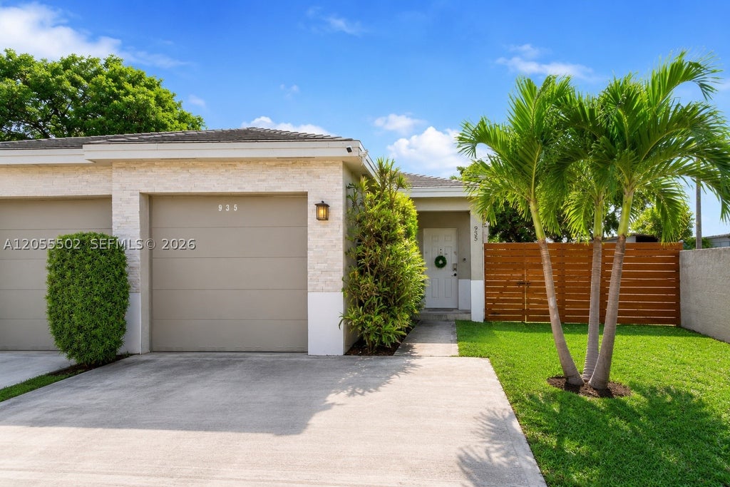 Photo of 935 NW 2nd Ave, Fort Lauderdale, FL 33311 (MLS # A12055502)