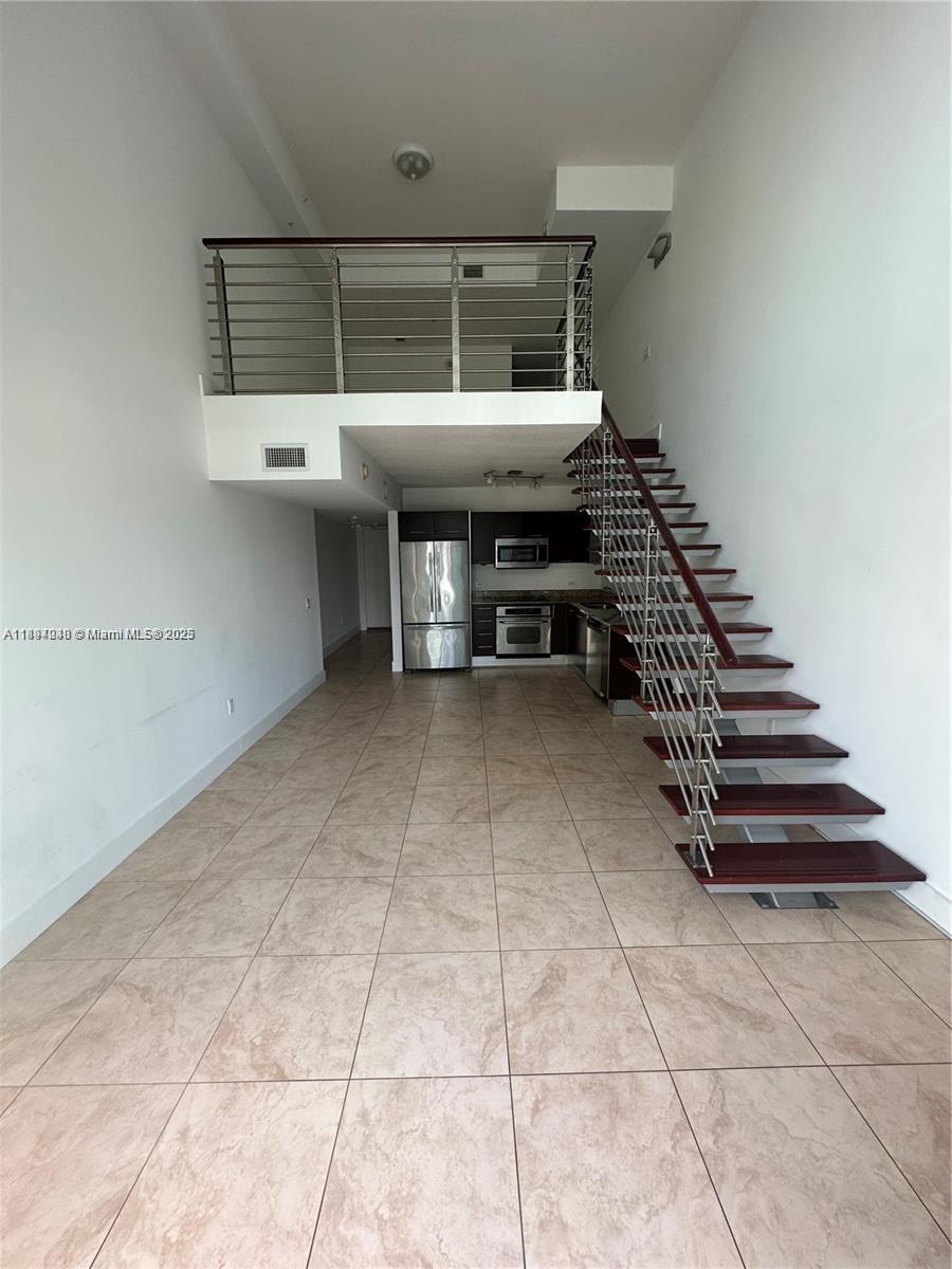 BRICKELL ON THE RIVER S T - Residential Lease