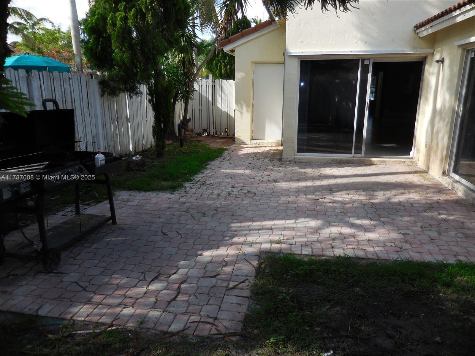 SILVER LAKES AT PEMBROKE - Residential