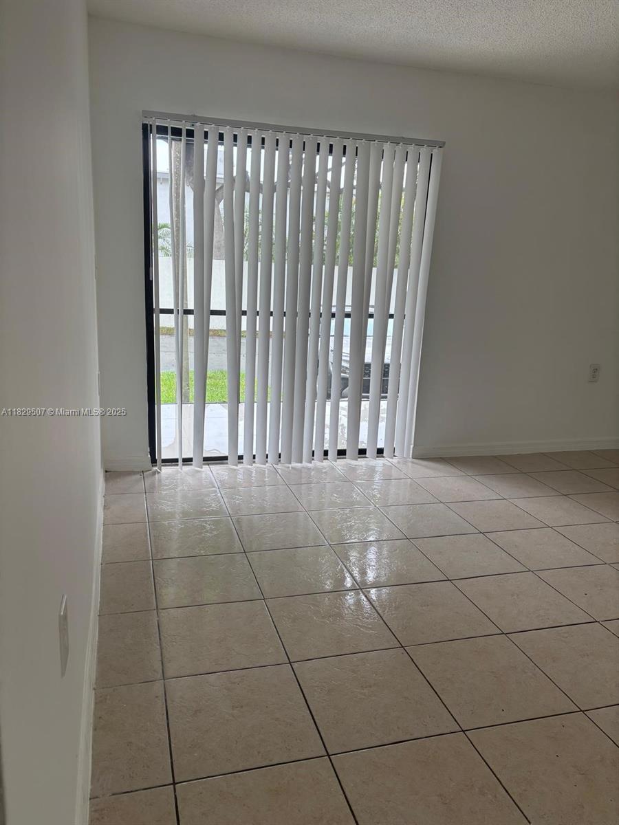 19800 SW 103rd Ct 104