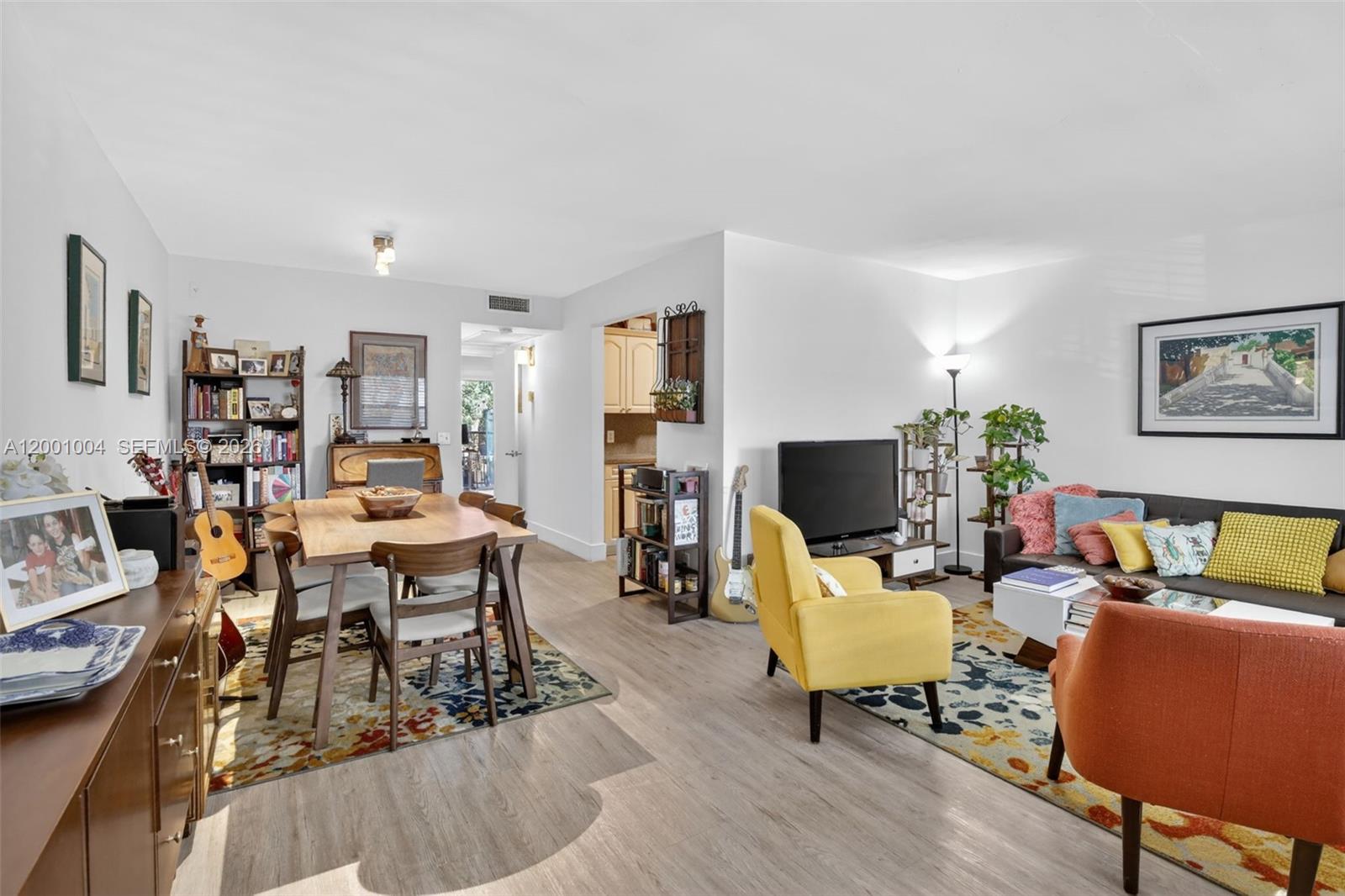 NEW HAMPTON AT CENTURY VI - Residential