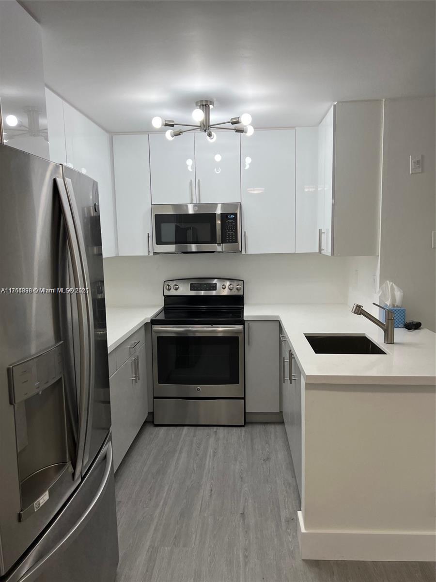 931 Lyons Rd 4101