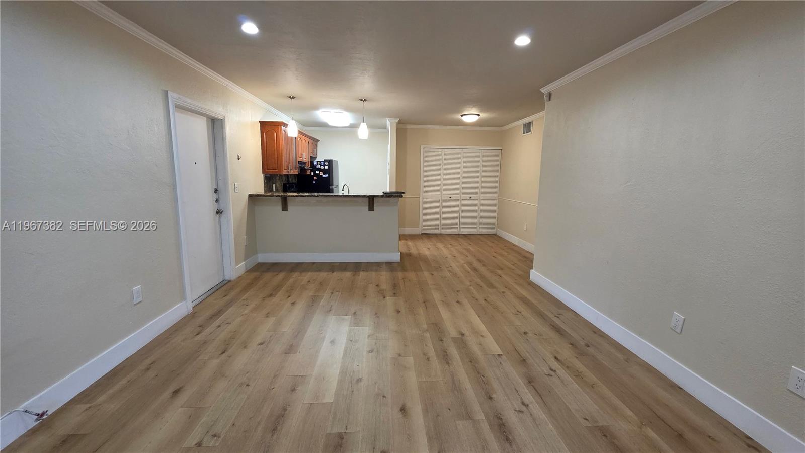 LAKEWOOD VILLAS CONDO - Residential