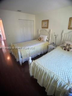 RIVIERA ISLES II - Residential