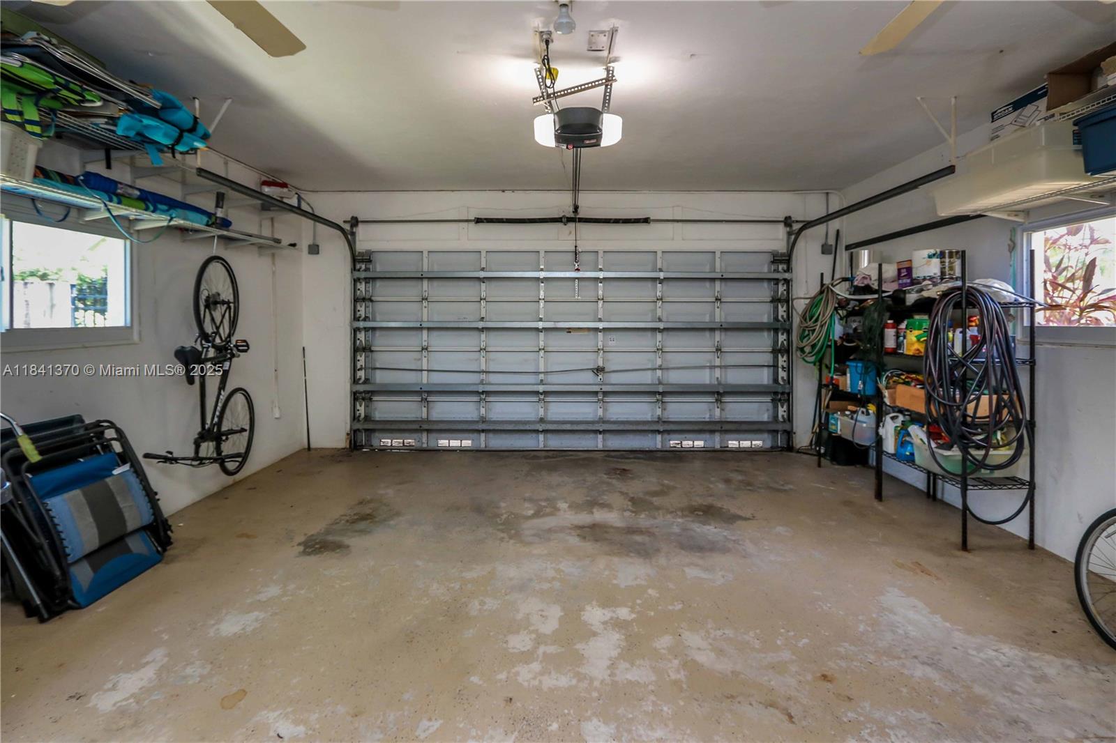 HOLLYWOOD LAKES SECTION - Residential