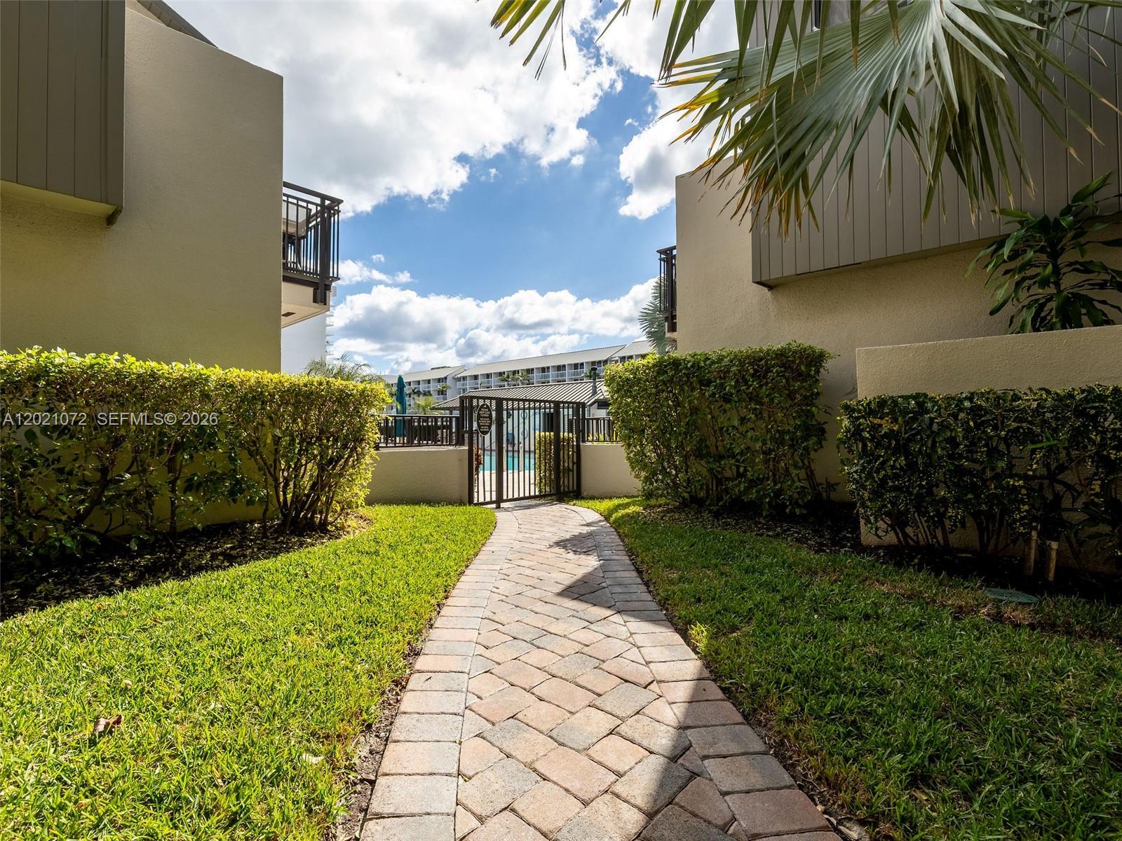PORTSIDE YACHT CLUB CONDO - Residential