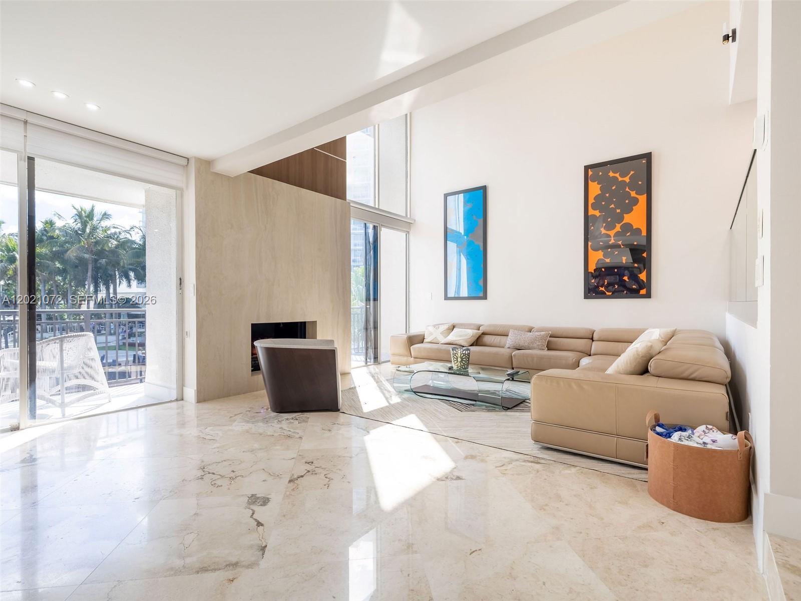 PORTSIDE YACHT CLUB CONDO - Residential