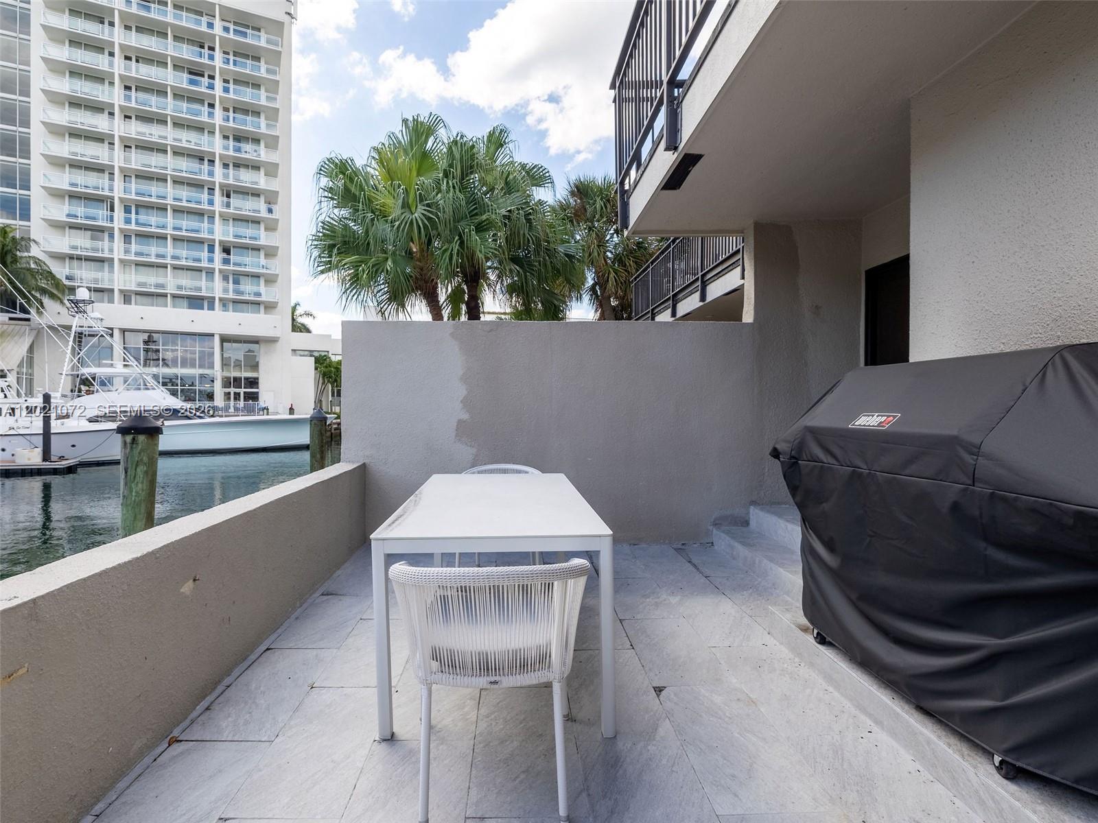 PORTSIDE YACHT CLUB CONDO - Residential